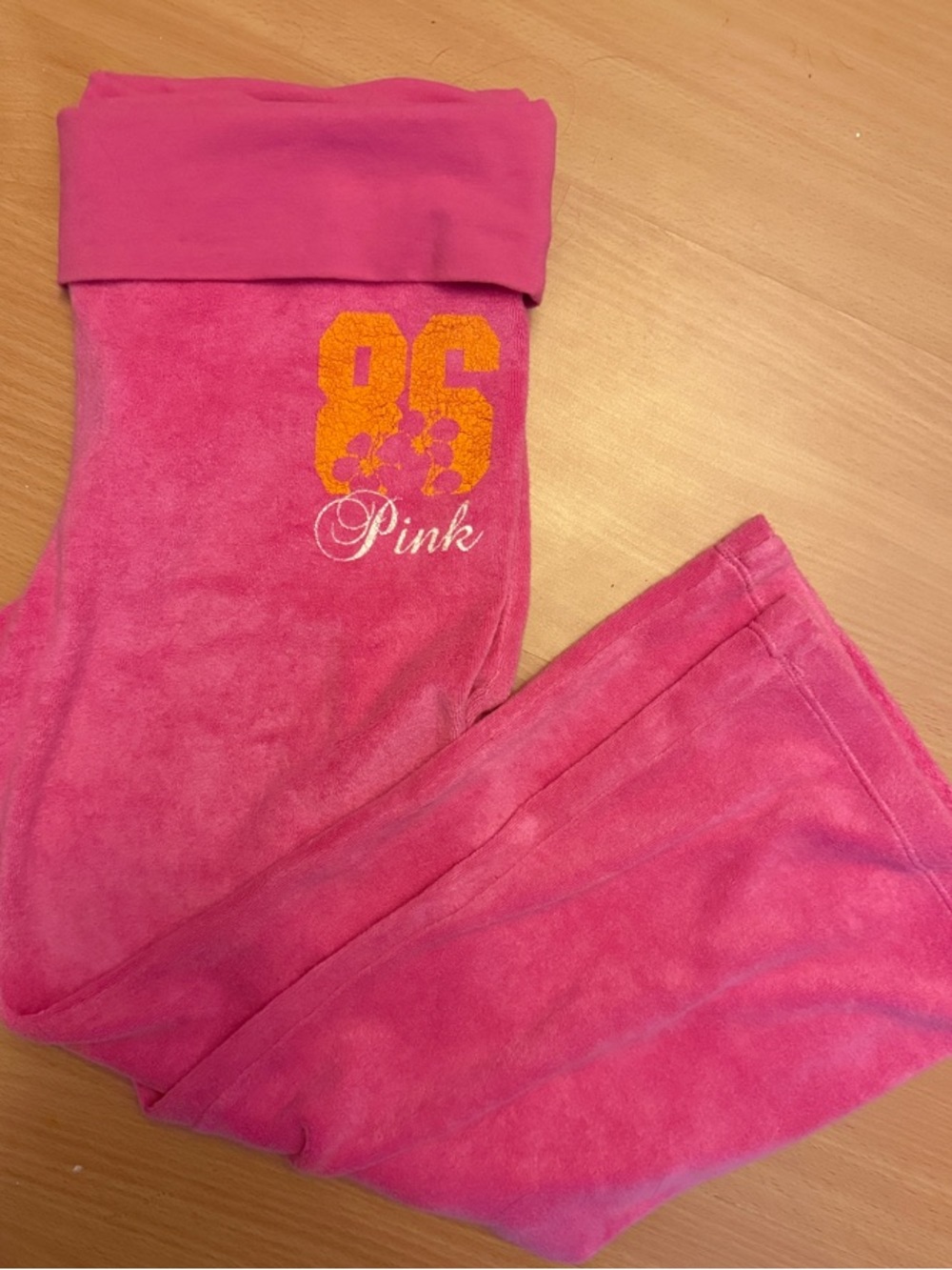 PINK Victoria's Secret Pink Terry Capris with Yellow '86' Graphic